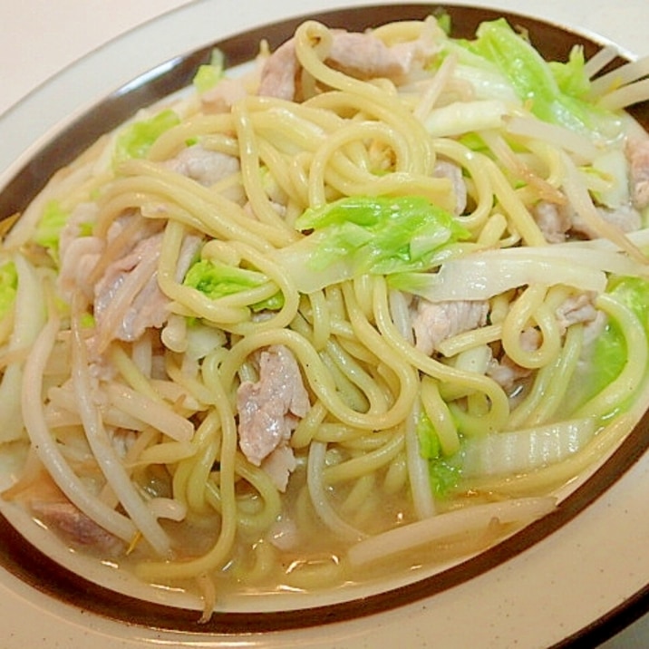 創味シャンタン＆鰹だしで　豚肉と野菜のちゃんぽん